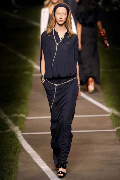 Look 24
